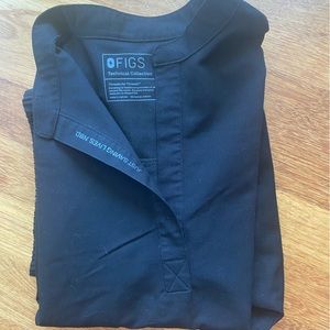 Women’s Figs Top & Bottom Scrubs